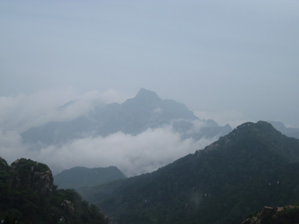 泰山游玩攻略住宿平价,泰山游玩攻略