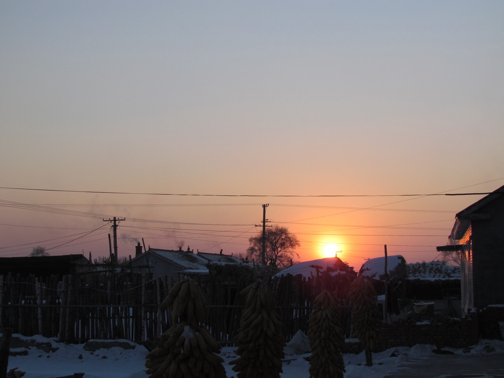 wKgBjE9LhO38uRItAAFcE9-4s6E15.jpeg?imageView2%2F2%2Fw%2F600%2Fq%2F90