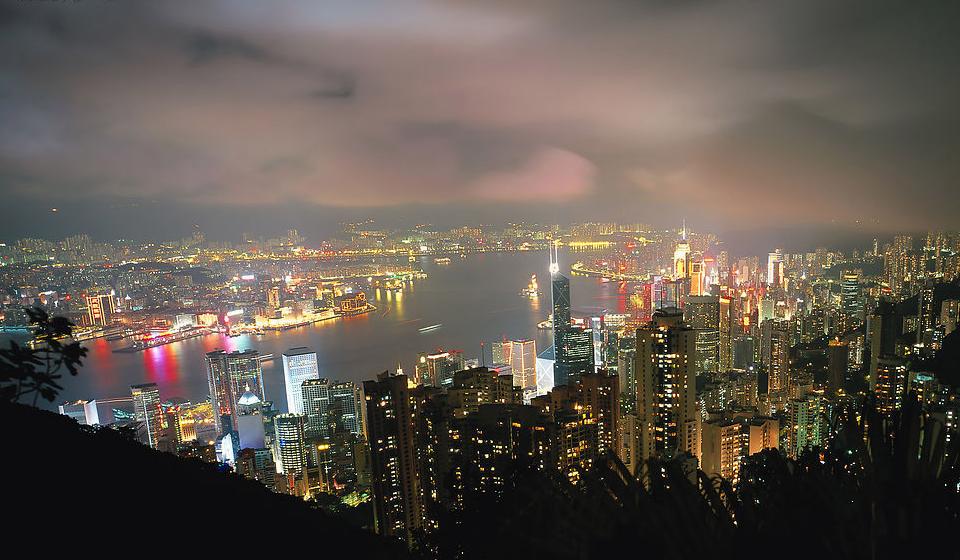 香港人均gdp_杭州gdp和香港(2)