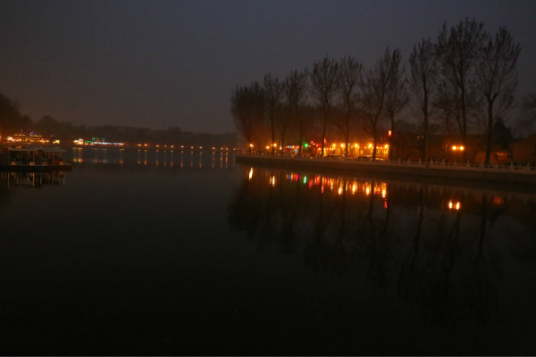 后海夜晚游玩攻略,后海夜晚游玩攻略大全