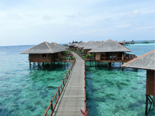 现在能去马来西亚旅游吗 wKgB21A8yMy1QgMaAAopEnO2RI042.jpeg?imageView2%2F2%2Fw%2F600%2Fq%2F90