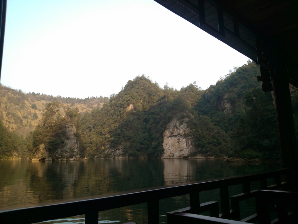 人均溪门