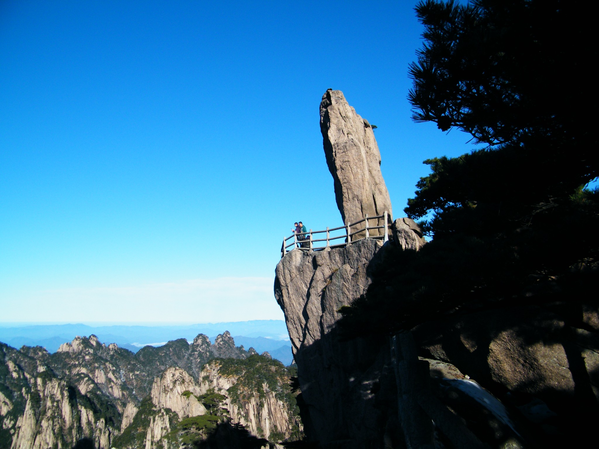 黄山有多少人口_让人 归来不看岳 的黄山,给你好看 附三日环线安排(2)