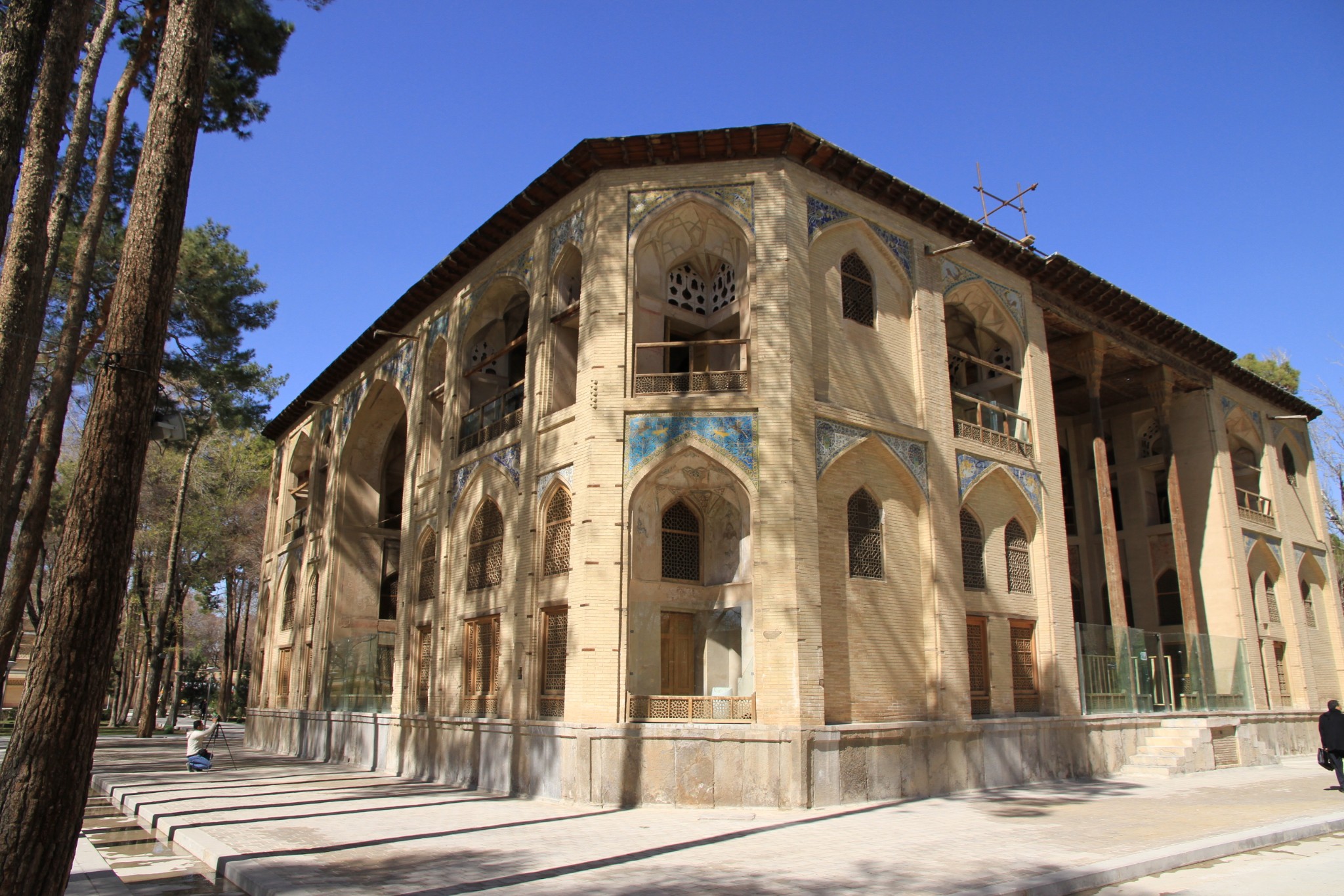 哈什特贝希特原意为"天堂的入口",这座隐蔽在繁茂