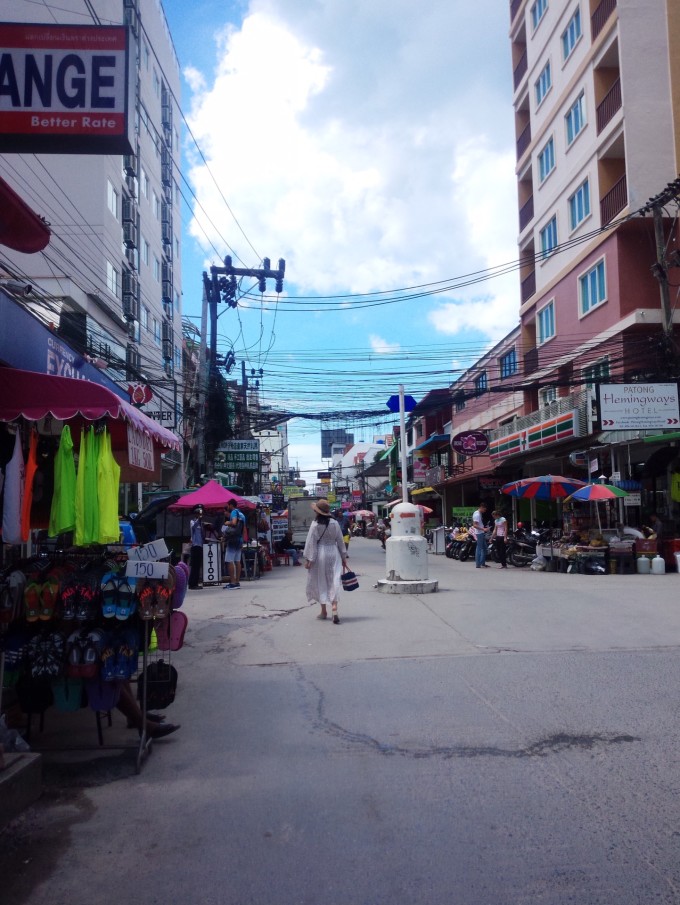 海岛度假如何让女人满意·普吉岛的吃穿住行玩