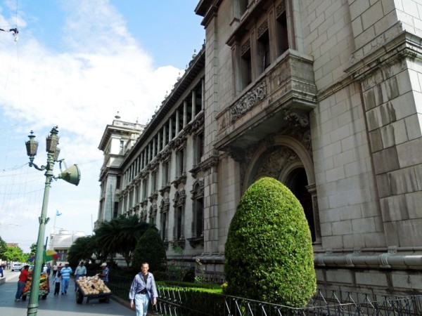 美洲 危地马拉共和国首都 危地马拉城市 - 西部落叶 - 《西部落叶》· 余文博客 美洲 危地马拉共和国首都 危地马拉城市 - 西部落叶 - 《西部落叶》· 余文博客